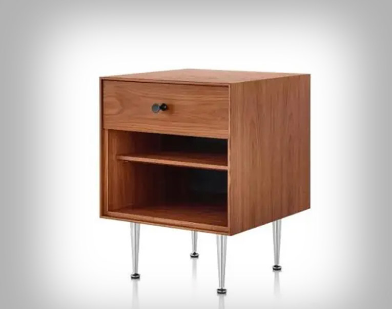 美国建筑师、设计师乔治·尼尔森(图23)