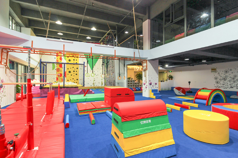 范忆琳运动馆(图4)